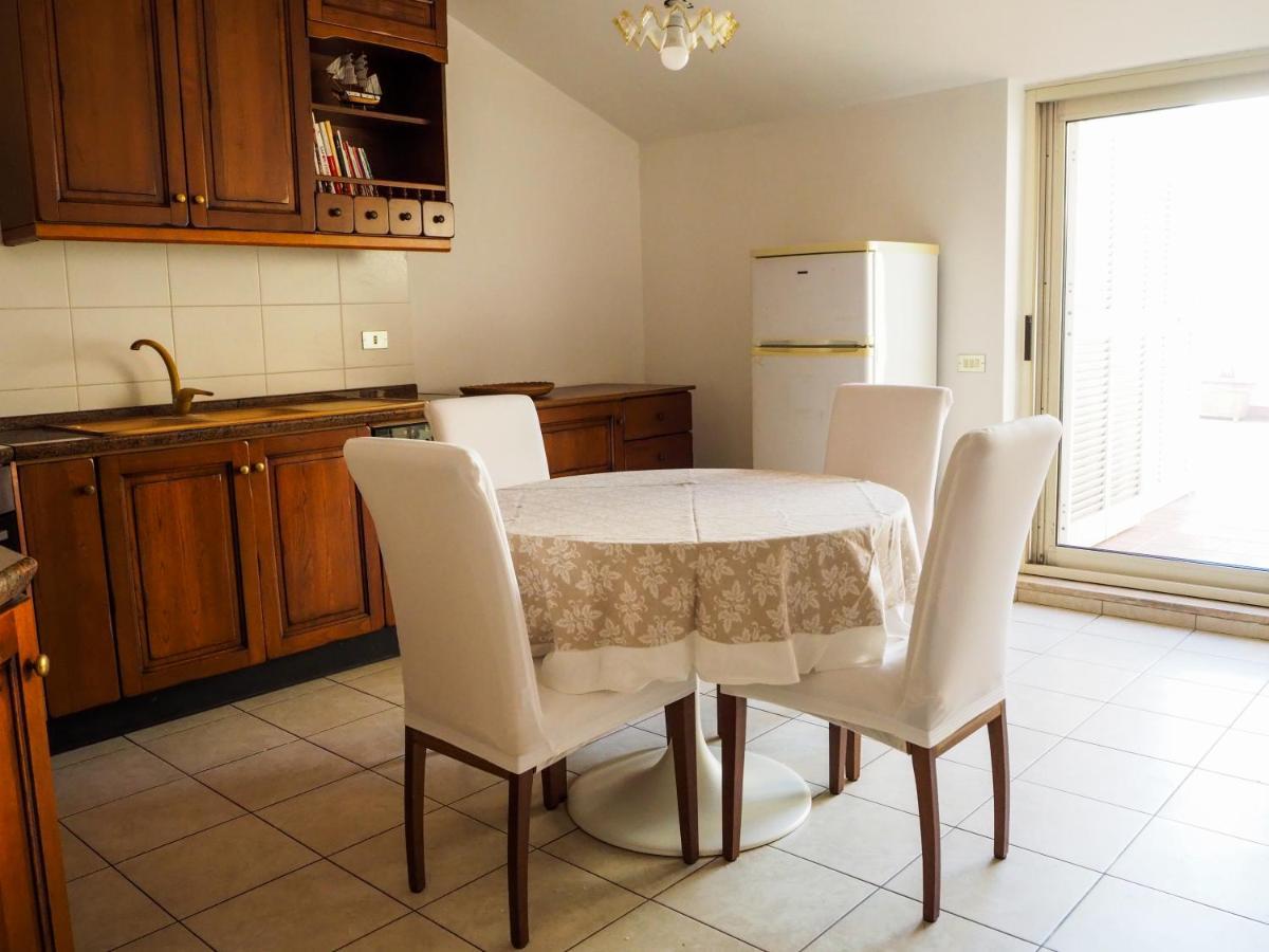 Terrazza Cavour Daire Bari Dış mekan fotoğraf