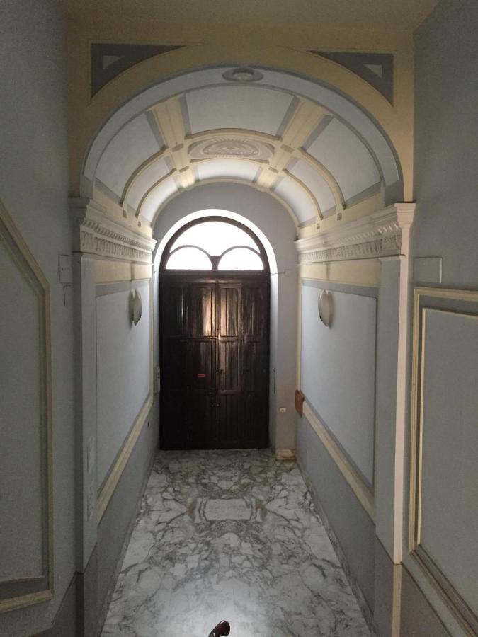 Terrazza Cavour Daire Bari Dış mekan fotoğraf
