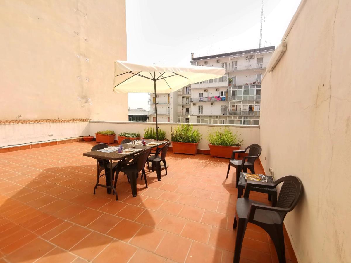 Terrazza Cavour Daire Bari Dış mekan fotoğraf