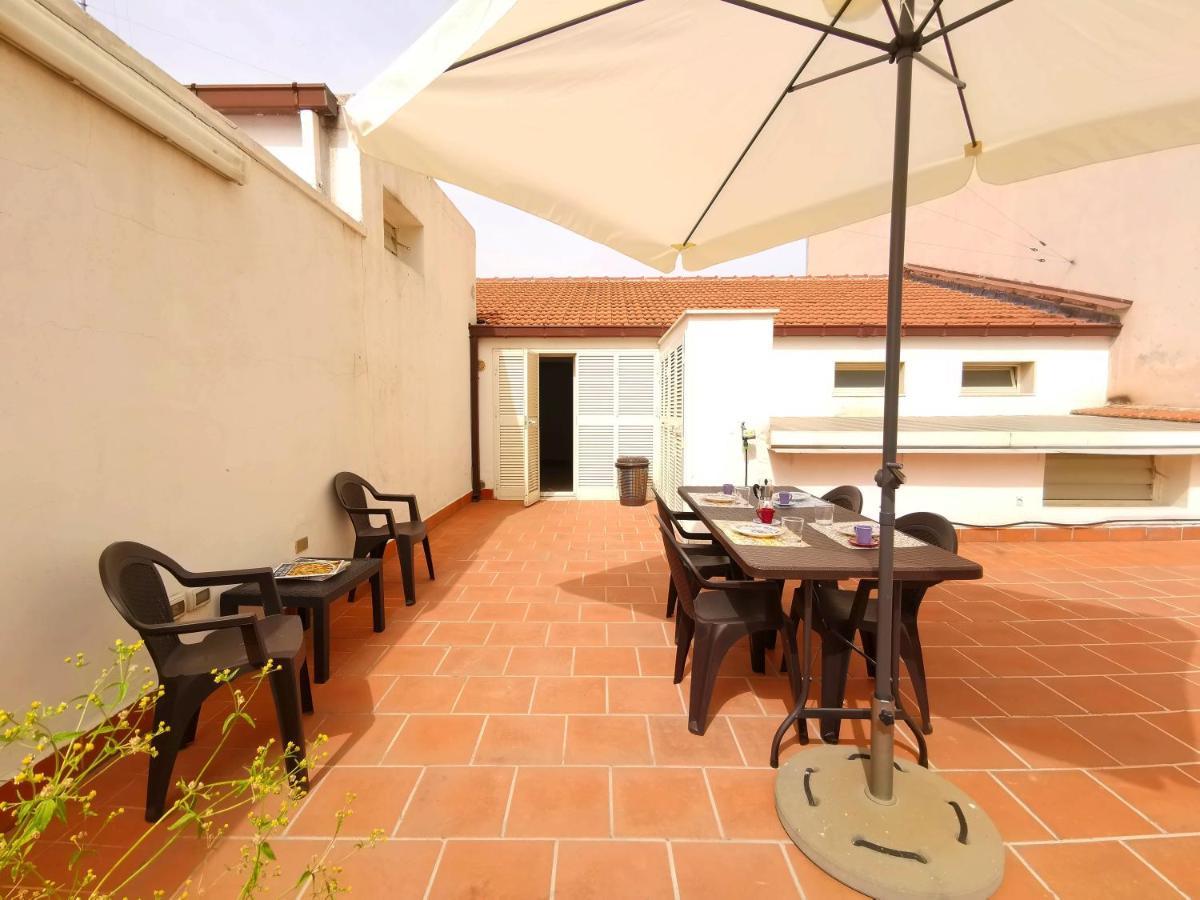 Terrazza Cavour Daire Bari Dış mekan fotoğraf